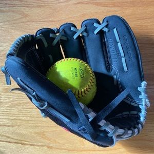 Rowlings baseball/softball glove
